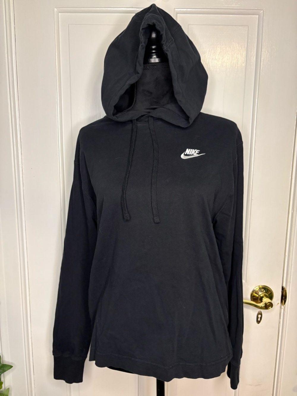 Nike Women’s/Unisex Black Pullover Hoodie